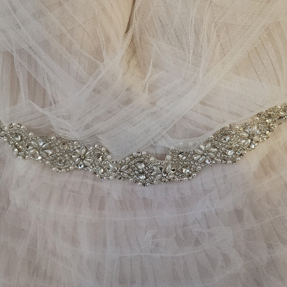 Vera wang white wedding dress - Picture 6 of 6